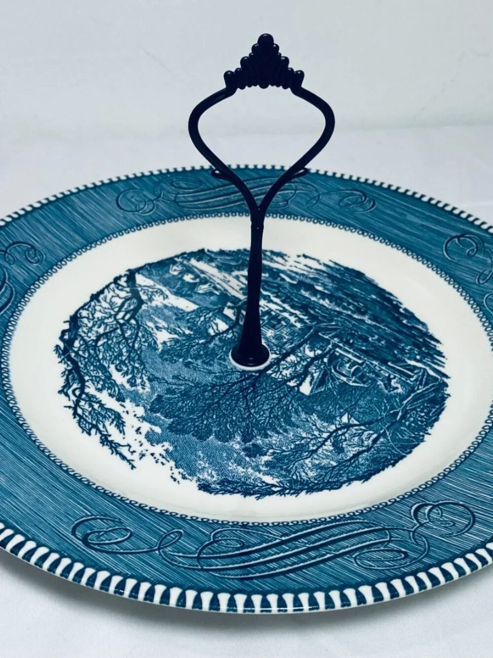 VNTG Currier & Ives 3-Tier Tidbit Tray 10